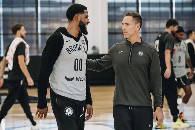 都充满风险 都充满风险