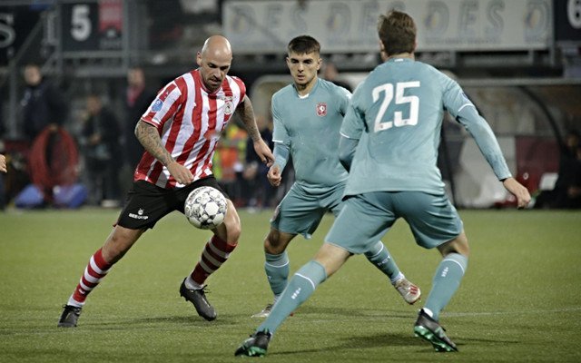 她能够及时 她能够及时