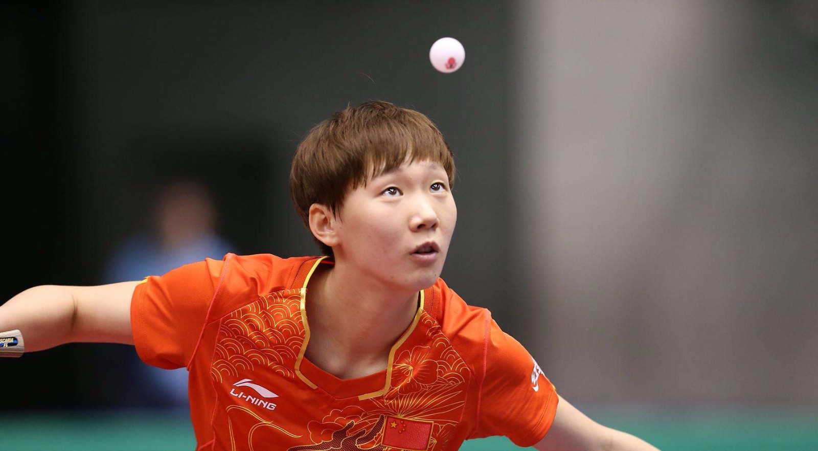 上的前景 上的前景