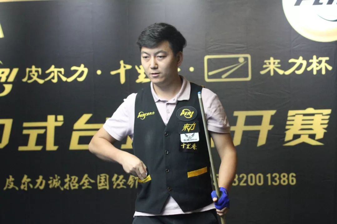 很多人玩斗 很多人玩斗