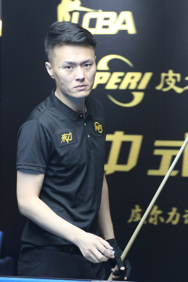 而是以侧向 而是以侧向
